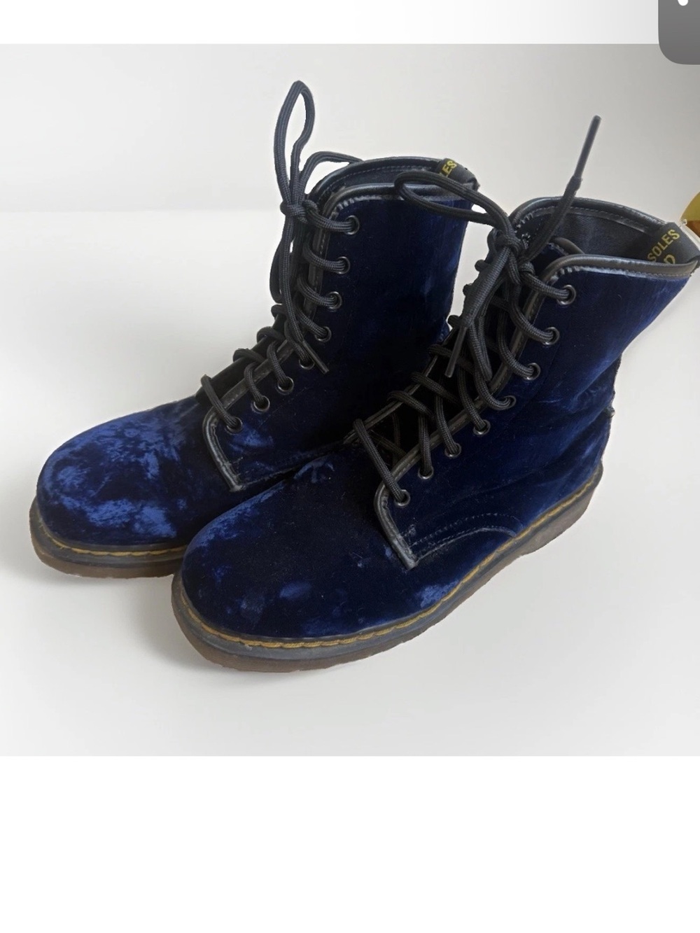 Vintage 90’s Dr. Martens 1460 Blue Velvet Combat Boots Lace Up Women's 7 /UK 5